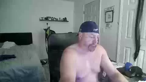 Snapshot of flaguy3233 chatting on 14, 10, 2025 Florida guy online show from 14, 10, 2025