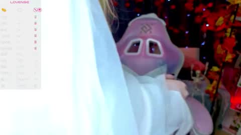 Sophie online show from 28, 10, 2025