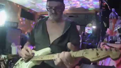 flamingfartguy online show from 14, 9, 2025