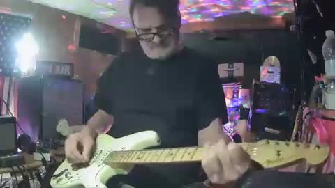 flamingfartguy online show from 17, 9, 2025
