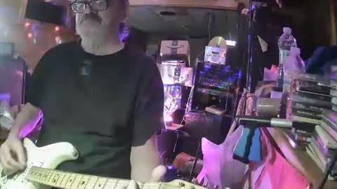 flamingfartguy online show from 21, 9, 2025