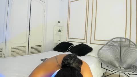 Flavia online show from 3, 11, 2025