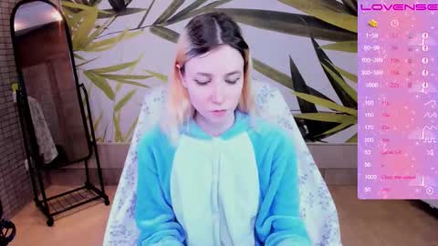 Snapshot of fleximona chatting on 14, 12, 2025 FlexiMona online show from 14, 12, 2025