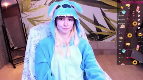 Snapshot of fleximona chatting on 15, 2, 2026 FlexiMona online show from 15, 2, 2026