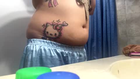 Snapshot of flirtygirlyy chatting on 19, 3, 2026 Ive Retired From Camming online show from 19, 3, 2026