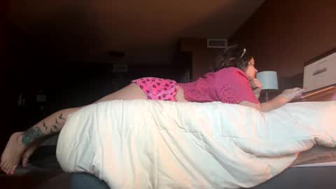 Snapshot of flirtygirlyy chatting on 31, 3, 2026 Ive Retired From Camming online show from 31, 3, 2026