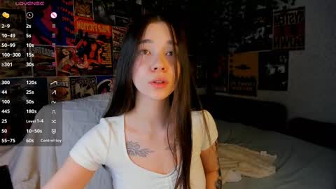 Emely  online show from 7, 3, 2025