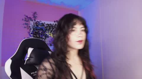 Snapshot of flora_blue chatting on 16, 10, 2025 flora_blue online show from 16, 10, 2025