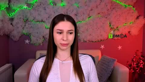 Snapshot of flora_ri chatting on 17, 3, 2026 just ask me online show from 17, 3, 2026