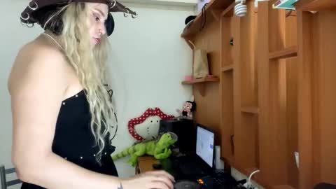 Stella online show from 24, 2, 2026