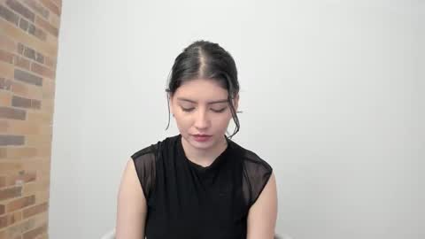 Snapshot of flordejamaica chatting on 2, 11, 2025 Tell me My Love online show from 2, 11, 2025