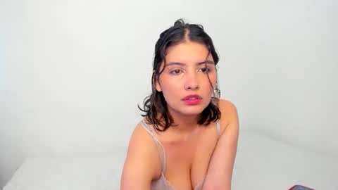 Snapshot of flordejamaica chatting on 10, 11, 2025 Tell me My Love online show from 10, 11, 2025