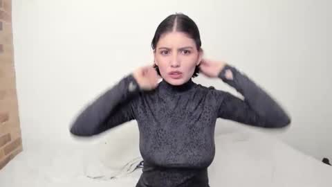 Snapshot of flordejamaica chatting on 29, 11, 2025 Tell me My Love online show from 29, 11, 2025