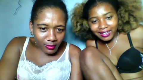 Snapshot of florencia011 chatting on 27, 1, 2025 florencia011 online show from 27, 1, 2025