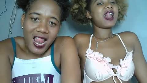 Snapshot of florencia011 chatting on 7, 2, 2025 florencia011 online show from 7, 2, 2025
