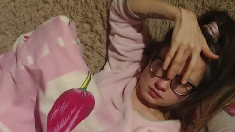 Snapshot of flowercandydoll chatting on 1, 12, 2024 say meow and send tip  online show from 1, 12, 2024