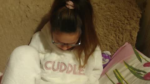 Snapshot of flowercandydoll chatting on 16, 12, 2024 say meow and send tip  online show from 16, 12, 2024