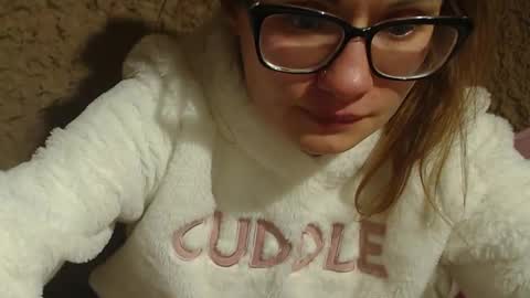 Snapshot of flowercandydoll chatting on 18, 12, 2024 say meow and send tip  online show from 18, 12, 2024