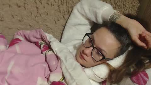 Snapshot of flowercandydoll chatting on 21, 12, 2024 say meow and send tip  online show from 21, 12, 2024