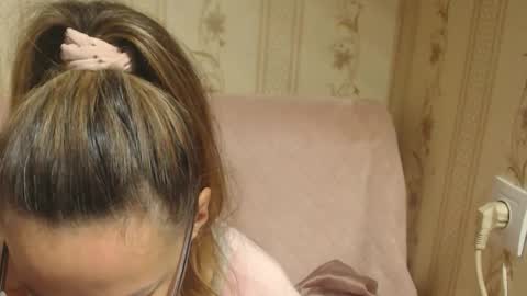 Snapshot of flowercandydoll chatting on 18, 10, 2025 say meow and send tip  online show from 18, 10, 2025