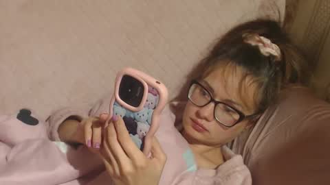 Snapshot of flowercandydoll chatting on 26, 10, 2025 say meow and send tip  online show from 26, 10, 2025