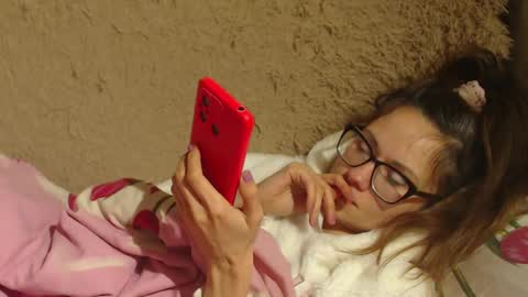 Snapshot of flowercandydoll13 chatting on 16, 12, 2024 say meow and send tip  online show from 16, 12, 2024