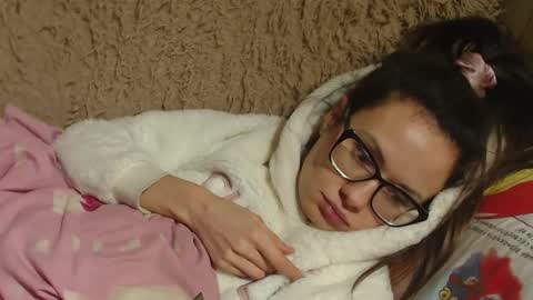 Snapshot of flowercandydoll13 chatting on 31, 1, 2025 say meow and send tip  online show from 31, 1, 2025