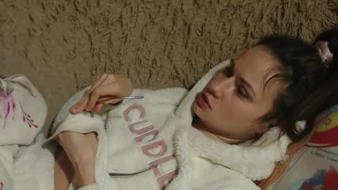 Snapshot of flowercandydoll13 chatting on 14, 2, 2025 say meow and send tip  online show from 14, 2, 2025