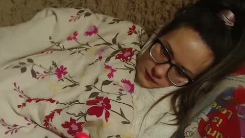 Snapshot of flowercandydoll13 chatting on 23, 2, 2025 say meow and send tip  online show from 23, 2, 2025