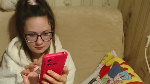 Snapshot of flowercandydoll13 chatting on 3, 3, 2025 say meow and send tip  online show from 3, 3, 2025