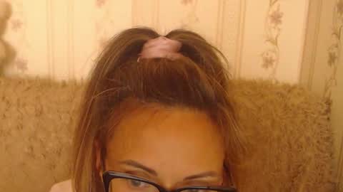 Snapshot of flowercandydoll13 chatting on 11, 9, 2025 say meow and send tip  online show from 11, 9, 2025