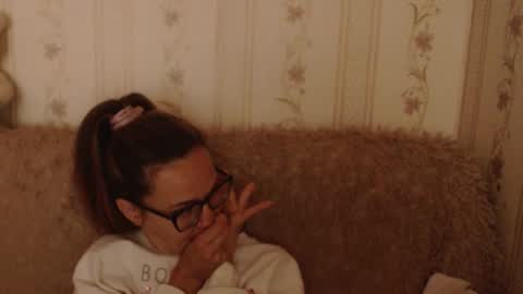 Snapshot of flowercandydoll13 chatting on 15, 9, 2025 say meow and send tip  online show from 15, 9, 2025