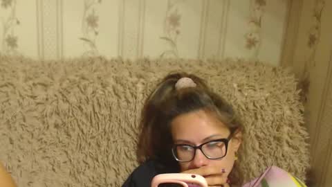 Snapshot of flowercandydoll13 chatting on 22, 9, 2025 say meow and send tip  online show from 22, 9, 2025