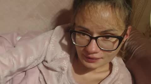 Snapshot of flowercandydoll13 chatting on 22, 10, 2025 say meow and send tip  online show from 22, 10, 2025