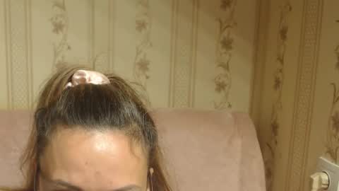 Snapshot of flowercandydoll13 chatting on 25, 10, 2025 say meow and send tip  online show from 25, 10, 2025