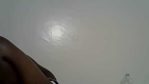 Snapshot of flowerdiva002 chatting on 21, 11, 2025 flowerdiva002 online show from 21, 11, 2025