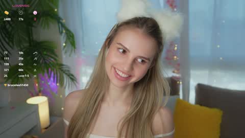 Adeline online show from 26, 12, 2024