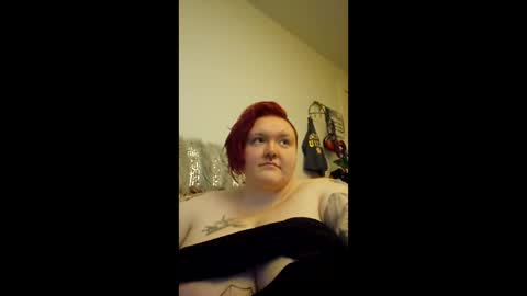 fluffyc0rgi online show from 4, 12, 2025