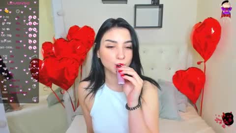 Lina online show from 1, 3, 2025