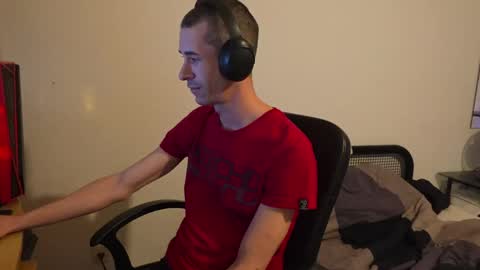 flyhigh92 online show from 12, 4, 2026