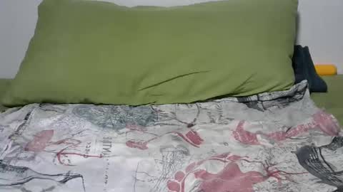 flylen online show from 9, 12, 2024