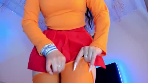 Snapshot of flylia_ chatting on 2, 10, 2025 lia online show from 2, 10, 2025