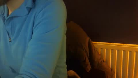 Snapshot of fns2011 chatting on 2, 12, 2024 fns2011 online show from 2, 12, 2024