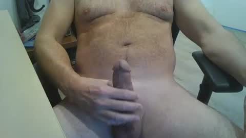 Snapshot of fool4surf chatting on 16, 12, 2025 Socalman online show from 16, 12, 2025