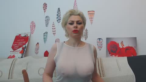 Snapshot of forever_barbie chatting on 18, 2, 2025 Adana online show from 18, 2, 2025