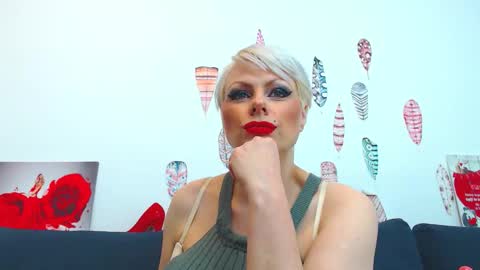 Snapshot of forever_barbie chatting on 26, 9, 2025 Adana online show from 26, 9, 2025