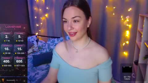 Snapshot of foreversmileme chatting on 25, 12, 2024 Julia online show from 25, 12, 2024