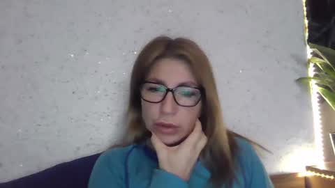 Snapshot of fox_red_lady7 chatting on 8, 2, 2025 fox_red_lady7 online show from 8, 2, 2025