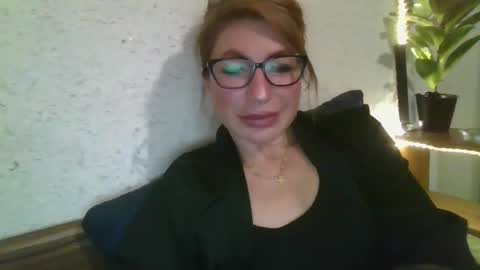 Snapshot of fox_red_lady7 chatting on 27, 2, 2025 fox_red_lady7 online show from 27, 2, 2025