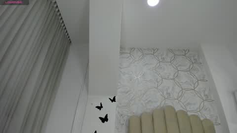 Foxy online show from 2, 1, 2025